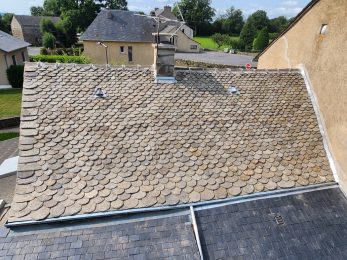 Réfection d'une toiture de maison à Canet de Salars juin 2023